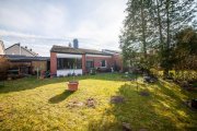 Dieburg DIETZ: Bungalow mit 4 Zimmern in TOP-Randlage von Dieburg mit Garage / Car-Port und Keller Haus kaufen