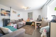 Schaafheim DIETZ: Einfamilienhaus mit Innenhof, kleinem Nebengebäude und Garage in Schaafheim - Radheim. Haus kaufen