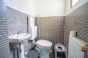 Schaafheim DIETZ: Einfamilienhaus mit Innenhof, kleinem Nebengebäude und Garage in Schaafheim - Radheim. Haus kaufen
