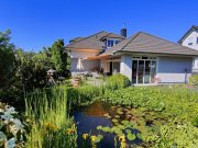 Taunusstein Stilvolles Wohnen mit Gartenidylle – großzügiges, sehr gepflegtes EFH mit Einliegerbereich Haus kaufen