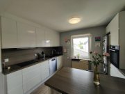 Eltville am Rhein Seltene Gelegenheit in Eltville – Dreifamilienhaus und Bungalow mit Entwicklungspotenzial Haus kaufen