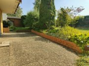 Eltville am Rhein Sehr geflegtes 3-Fam.Haus in Eltville: 2 Wohnungen frei! Garage, ruhige sonnige Weinbergslage Haus kaufen