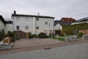 Hünstetten Attraktives Mehrfamilienhaus mit 6 Wohneinheiten als Kapital-Anlageobjekt in Hünstetten! Gewerbe kaufen