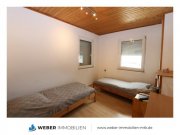 Kelkheim (Taunus) ++ ZWEI Häuser + EIN Preis + Garten + DOPPEL-Garage + sofort FREI ++ Haus kaufen