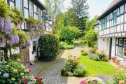 Hattersheim am Main Besondere Immobilie - zwischen Zentrum und Idylle Haus kaufen