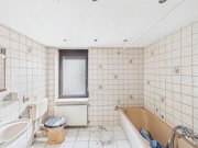 Bous Solides Mehrgenerationenhaus mit Terrasse, 2 Garagen und ca. 172 m² Wohnfläche in Bous! Haus kaufen