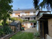 Battweiler Schönes 2 FH mit wundervoller Aussicht, 2 Garagen, gr. Garten, PV-Anlage, in Battweiler (AW162) Haus kaufen