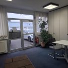 Neunkirchen Sehr saubere Gewerbehalle mit Reinraum Gewerbe kaufen