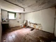 Nonnweiler Erwecke mich aus dem Dornröschenschlaf!
Reihenhaus in Kastel zur Sanierung Haus kaufen