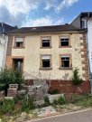 Nonnweiler Erwecke mich aus dem Dornröschenschlaf!
Reihenhaus in Kastel zur Sanierung Haus kaufen