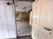 Nonnweiler Erwecke mich aus dem Dornröschenschlaf!
Reihenhaus in Kastel zur Sanierung Haus kaufen