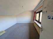 Eisenberg (Pfalz) ObjNr:19684 - Freistehendes Einfamilienhaus mit Vor- und Rückgarten sowie Garage und Stellplatz Haus kaufen