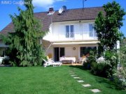 Bartenheim Geräumiges, schönes Einfamilienhaus!! Auf einem äussert gepflegten Grundstück - mit separater Einzimmerwohnung, grenznah