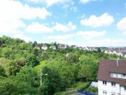 Stuttgart Einnehmendes 3-4 Familienhaus in Waldrandlage, 733 m² Grundstück, 4 Garagen, HHL in Stuttgart am Raichberg Haus kaufen