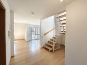 Mössingen Wohnen auf 2 Ebenen: Helle 3,5-Zi.-Maisonette mit geschützter Loggia, zwei Bädern und Tiefgarage Wohnung kaufen