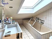 Mössingen Wohnen in Belsen: 4,5 Zi. DG mit sonniger Loggia, Fußbodenheizung und Wallbox Wohnung kaufen