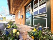 Hechingen Modernes Eichenfachwerkhaus von 2011: Handwerkliche Qualität trifft energieeffiziente Architektur Haus kaufen