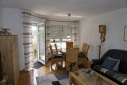 Engstingen In bevorzugter Lage! Attraktive 3-Zimmer-Wohnung mit Balkon, Garage und zus. AAP Wohnung kaufen
