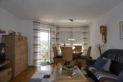 Engstingen VERKAUFT !!! In bevorzugter Lage! Attraktive 3-Zimmer-Wohnung mit Balkon, Garage und zus. AAP Wohnung kaufen