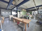 Winterbach (Rems-Murr-Kreis) Gewerbehalle mit Büro oder Wohnung Gewerbe kaufen