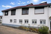 Hessigheim 4 Häuser (9 Wohnungen) zu einem Preis! Ideal für Handwerker! Mit Garagen u. weiteren Lagerflächen Gewerbe kaufen