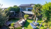 Waibstadt ATIK: Freistehendes Einfamilienhaus mit Schwimmteich und Gartenidylle - Ruhige Feldrandlage Haus kaufen
