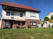 Bretten Tolles Anwesen 2711 qm² ; Haus mit Einliegerwohnung / Doppelgarage wartet auf Sie. Haus kaufen