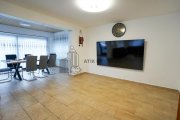 Kämpfelbach ATIK: Freistehendes Zweifamilienhaus mit Anbau auf großem Grundstück Haus kaufen