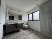 Mühlacker Freistehendes 3-Familienhaus in guter und ruhiger Wohnlage Haus kaufen