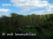 Bár Teilrenoviertes Ferienhaus im Weinberg von Bár mit Blick über die Donau - Auen Haus kaufen