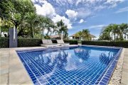 Hua Hin Luxusvilla mit Schwimmbad am Berg mit Meerblick, nahe schöner Strände und Golf Clubs Haus kaufen