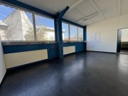 Tuttlingen PROVISIONSFREI - 1.100 m² Powerfläche – Produktionshalle in gefragtem Gewerbegebiet in Tuttlingen Gewerbe kaufen