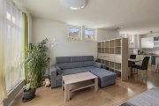Emmingen-Liptingen POVISIONSFREI - Drei Wohneinheiten unter einem Dach – selbst einziehen & Mieteinnahmen sichern Haus kaufen