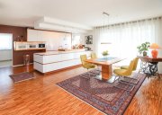 Eschbronn Exklusiver Bungalow mit Schwimmteich, Preis VB, Besichtigung lohnt sich Haus kaufen