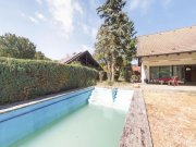 Schallstadt Solides Generationenhaus mit Pool Haus kaufen