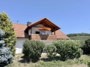 Ballrechten-Dottingen Exklusive Lage mit wunderbarem Blick über die Reben - Haus mit 3 Wohnungen Haus kaufen
