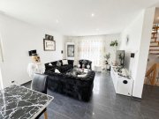 Jestetten Modernes Einfamilienhaus mit zusätzlichem Wohnkeller & großem Traumgrundstück in Jestetten! Haus kaufen