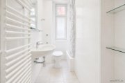 München Bezugsfreie gepflegte Altbauwohnung mit Balkon im Münchner Westend Wohnung kaufen