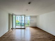 München Wohnung ist bezugsfrei / Süd-Loggia / EBK / weißes Bad / 1 Zi ETW 2. OG / ruhige Innenhoflage Wohnung kaufen