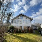 Unterhaching 2 Zimmer Dachgeschosswohnung in Unterhaching / 2 Balkone / Kfz Stellplatz Wohnung kaufen