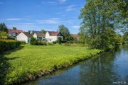 Maisach Baugrundstück direkt an der Maisach mit bewohnbarem Altbestand und Grünfläche in Maisach Germerswang Grundstück kaufen