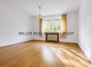 Ingolstadt Einfamilienhaus in Ingolstadt-Pettenhofen - großes Grundstück, Garten, Garage & Entwicklungspotenzial! Haus kaufen