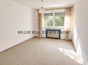 Ingolstadt Einfamilienhaus in Ingolstadt-Pettenhofen - großes Grundstück, Garten, Garage & Entwicklungspotenzial! Haus kaufen