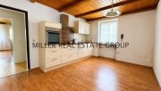 Ingolstadt Seltene Gelegenheit in Ingolstadt-Unterhaunstadt: Großzügiger Bungalow mit Vollkeller, Doppelgarage, Garten & Haus kaufen