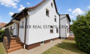 Ingolstadt Zwei Häuser auf einem Grundstück in Ingolstadt - mit Garten & Entwicklungspotenzial! Haus kaufen
