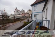 Neuburg an der Donau Leopoldineninsel - Gut vermietete 2 Zimmer Wohnung mit Balkon mit Blick auf das Schloss in einer beliebten Lage in der in - Ein