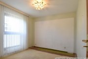 Nürnberg Sehr schöne, helle und freie 4-Zi-Whg mit Balkon und TG-Stellplatz, ohne Käuferprovision! Wohnung kaufen