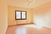 Rückersdorf (Landkreis Nürnberger Land) freies EFH mit 5 Zi + Hobbyraum, Sauna, kleinem Grundstück, provisionsfrei! Haus kaufen