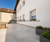 Altmannstein Zweifamilienhaus in Altmannstein kaufen - zwei Wohneinheiten, große Terrassen, Garten & Entwicklungspotenzial im Haus