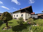 Pocking Älteres Einfamilienhaus mit Garten und Garage Haus kaufen